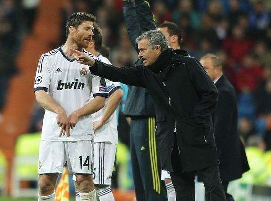  卡尔斯鲁厄老骥伏枥，队长头槌破门率队突围  