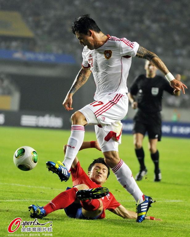  特鲁瓦门将神勇发挥，多次扑救力保城门不失